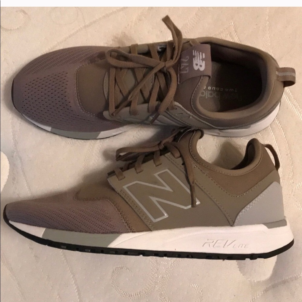I’am looking for these shoes...